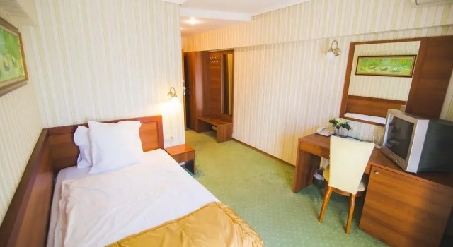 Hotel Borova Gora, Boek Hotel Pirdop Sofia