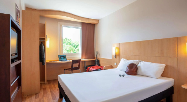 Ibis Hotel Plzen, Boek Hotel Plzeň 