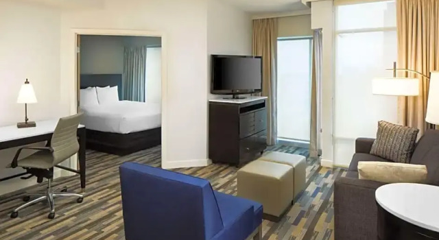 Двухместный люкс c 1 комнатой Hyatt House Charlotte Center City