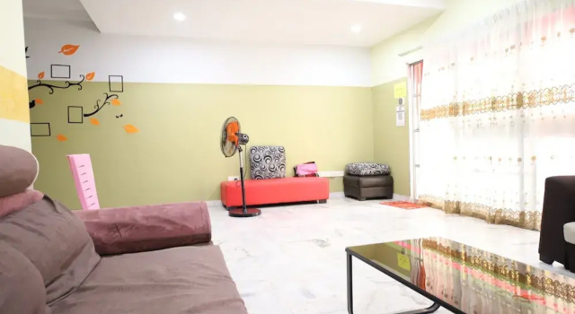 OYO Homes 90575 C.k Bahau Homestay