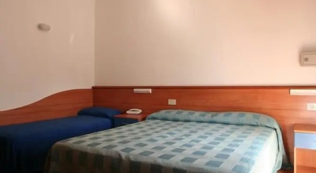 Семейный номер Standard с видом на море Hotel Midi