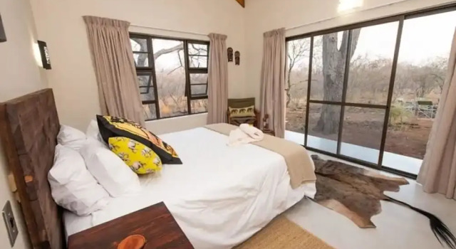 Rooibos Bush Lodge, Prenota Hotel Hoedspruit 