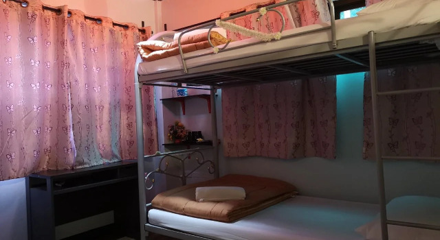 4J Lodge, Забронировать Отель Phra Nakhon Бангкок, рядом с ЭСКАТО и Организация Объединеных Наций