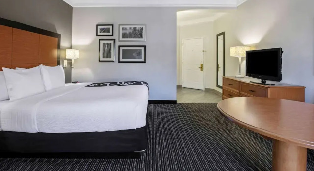 Двухместный номер Standard La Quinta by Wyndham Dallas Arlington South
