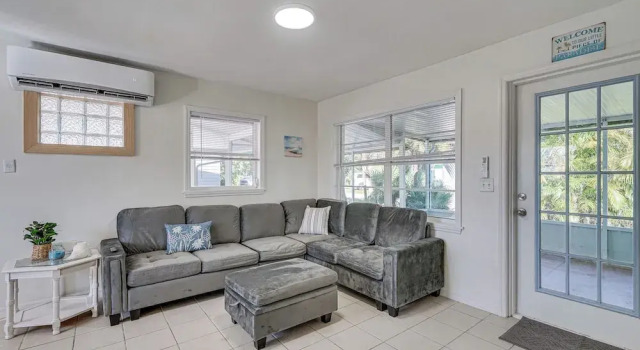 1 Mi to Boat Ramp: Bokeelia Home w/ Screened Patio, Réserver Hôtel Bokeelia Floride
