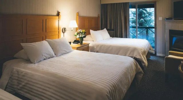Номер Deluxe Pinnacle Hotel Whistler