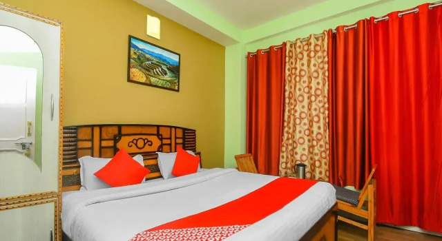 Hotel Mansarovar by OYO
