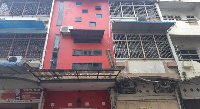 OYO 1820 BABA Home, Rezerwuj Hotel Medan Sumatra