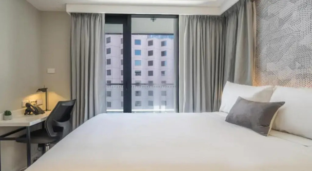Двухместный номер Standard с балконом Kith Hotel Darling Harbour