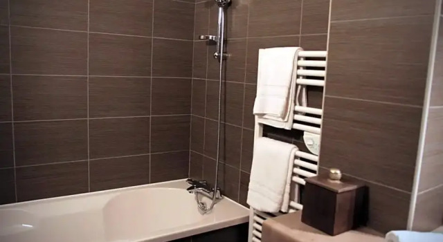 Номер Standard Hôtel Bar le Globe