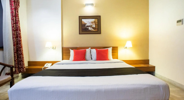 Люкс Standard Collection O 67653 Bkr Grand Hotel
