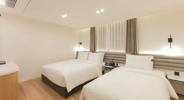 Четырёхместный номер Deluxe H-Avenue Hotel Haeundae