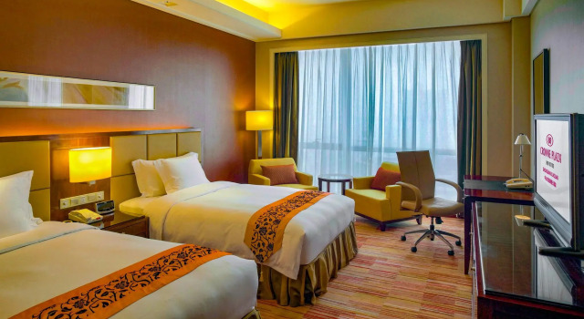 Двухместный клубный номер Standard Crowne Plaza Zhongshan Xiaolan