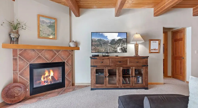 Riverside Condos A02 by AvantStay Condo Close To Downtown Town Park Ski Lift 8, Забронировать Дом для отпуска Теллурайд Telluride Ski, рядом с Лыжный подъемник Telluride