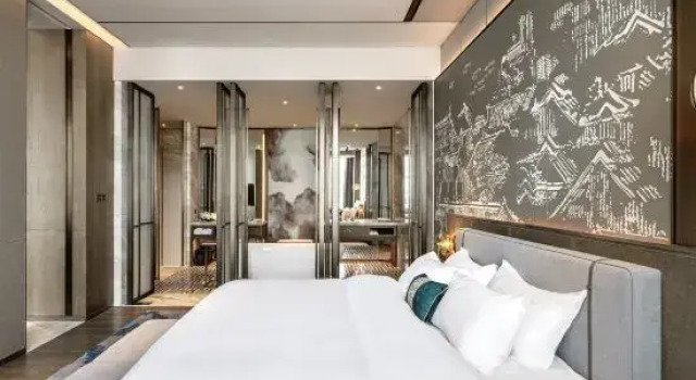 Люкс Grand New Century Hotel (Wuhan High-speed Railway Station, Happy Valley)