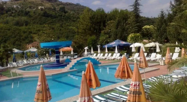 Riza Hotel