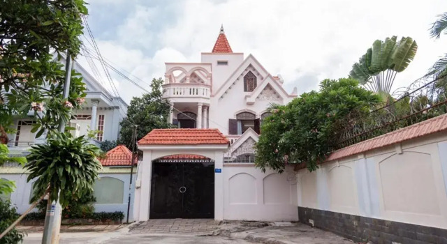 Rio 6a homestay, Забронировать Отель Отели Вунгтау с парковкой, рядом с Статуя Иисуса Христа, Парковка