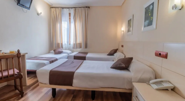 Трёхместный номер Standard Hostal Rural El Caño by Vivere Stays