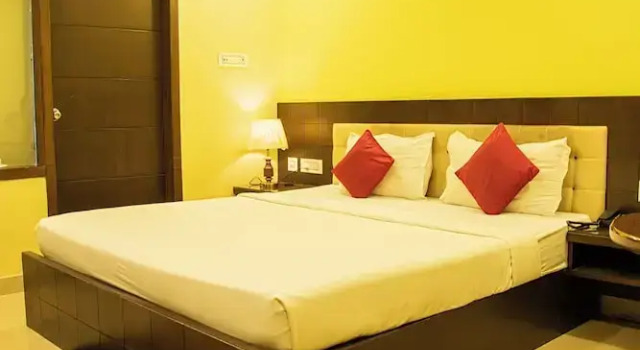 Номер Executive Hotel Saptarshi