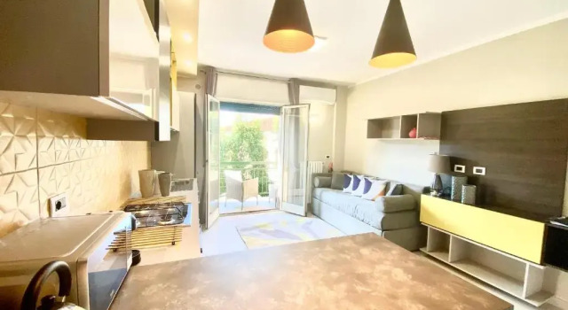 Mottola Apartment