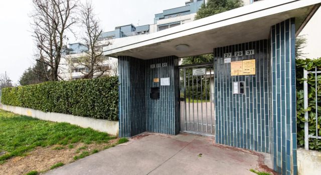 Guido Rossa 25 in Rozzano, Забронировать Отель Отели в центре Роццано, в центре