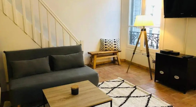 Апартаменты Duplex Rue Montaigne, 200m Palais des festivals