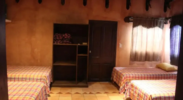 Hotel Calle Ancha, Book Hotel Hotels in Zacatepeques with Parking, Parking