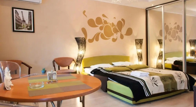 Home-Hotel Konstantinovskaya 44