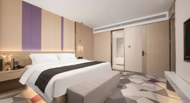 Двухместный люкс Deluxe Lavande Hotel Qihe Economic Development Zone