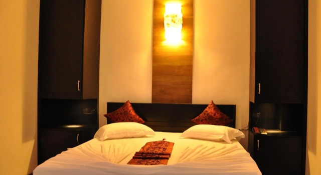 Номер Deluxe Hotel Cockpit Airport Reach