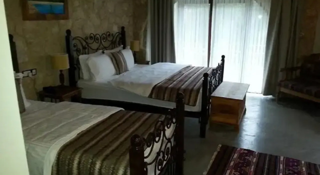 Трёхместный номер Standard с балконом Kemerli Konak Boutique Hotel