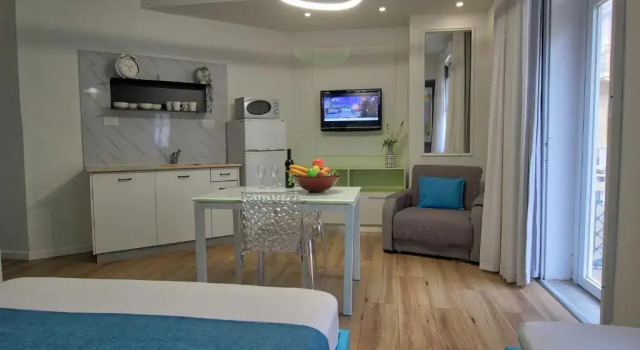 Habitación triple Estándar con balcón 1926 Designed ApartHotel