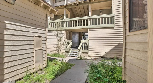 Cozy Family Condo in Mammoth Lakes w/ Balcony, Забронировать Апартаменты/квартира Маммот-Лейкс Маммот, рядом с Поле для гольфа Snowcreek