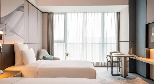 Luksusowy dwuosobowy pokój z widokiem na jezioro Pullman Jiaxing Pinghu Excellence