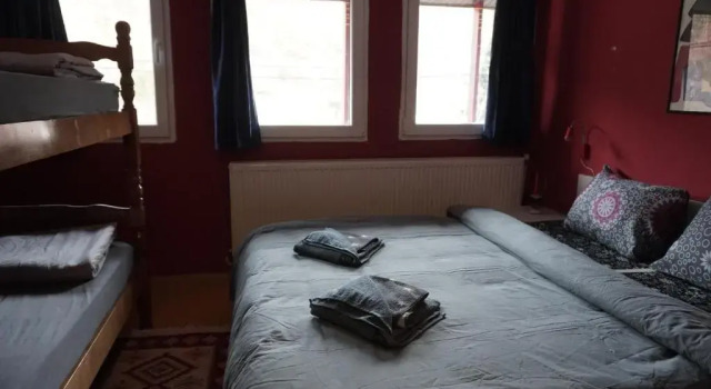 Четырёхместный номер Standard с видом на сад Vertical Hostel Mavrovo