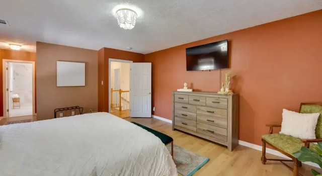 Chic Georgia Getaway w/ Pool & Deck, Near Beaches!, Rezervați Hotel Savannah Georgia