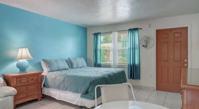 Paradise Inn of Naples
