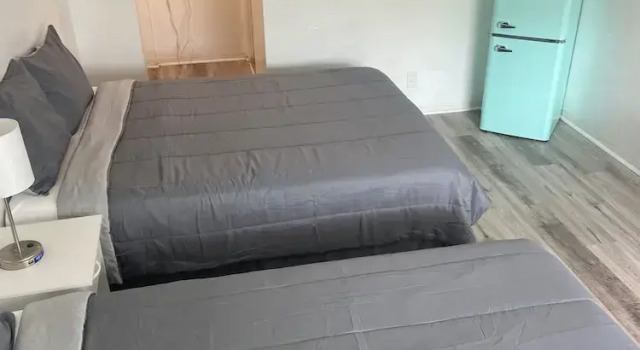 Люкс Uptown Inn & Suites