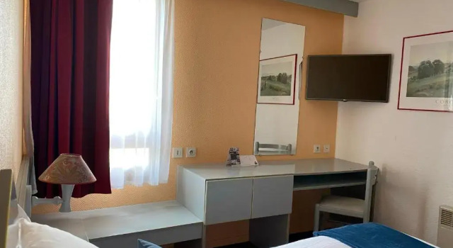 Двухместный номер Standard Brit Hotel Essentiel Moulins Avermes