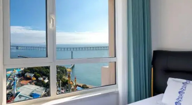 Семейный люкс с 2 комнатами с видом на море Seagull · Selected Seaview Hotel Apartment (Dalian Xinghai Medical Second Hospital Branch)