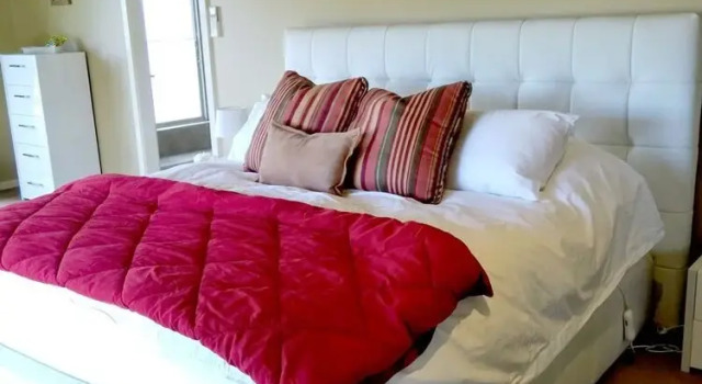 Altitude 221, Varaa Hotelli  