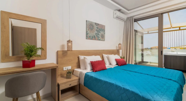 Четырёхместный люкс Luxury с 2 комнатами Aphrodite Studios & Suites - 140m from the beach, by ZanteWize