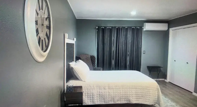 Camelot Village LLC, Rezervovat Apartmánový hotel Harlingen Rio Grande Valley