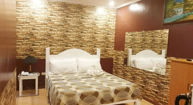 Walk About Hotel, Rezervovat Hotel Angeles 