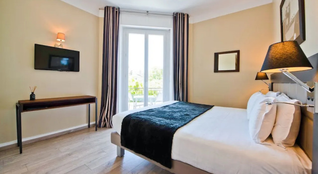 Номер Comfort с балконом Hôtel La Villa Cap d’Antibes
