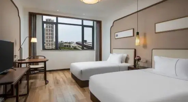 Номер Deluxe Ramada Encore Zhangpu