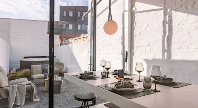 House K in Kortrijk with 2 bedrooms and 2 bathrooms, Забронировать Отель Отели Западной Фландрия 3 звезды, 3*