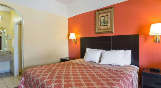 Rodeway Inn & Suites Humble, Rezerwuj Hotel Humble Houston