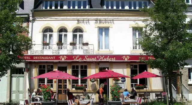 Logis Le Saint Hubert, Забронировать Отель Эб Ardennes