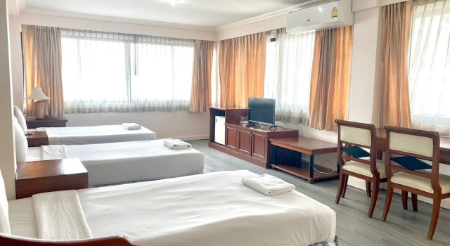 Номер Deluxe Jumbotel Hotel
